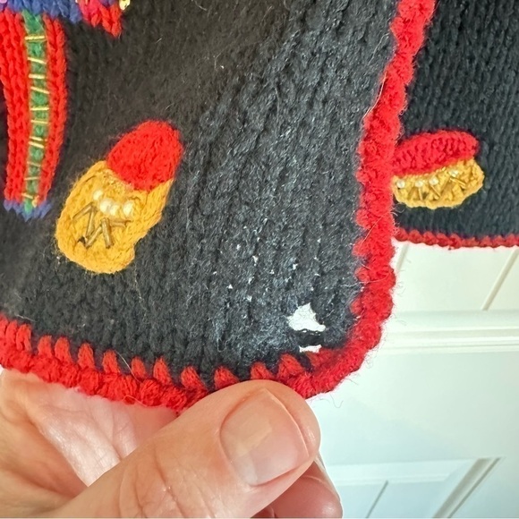 Retro / vintage ugly Christmas sweater vest - perfect for holidays! Size XL - Picture 3 of 6